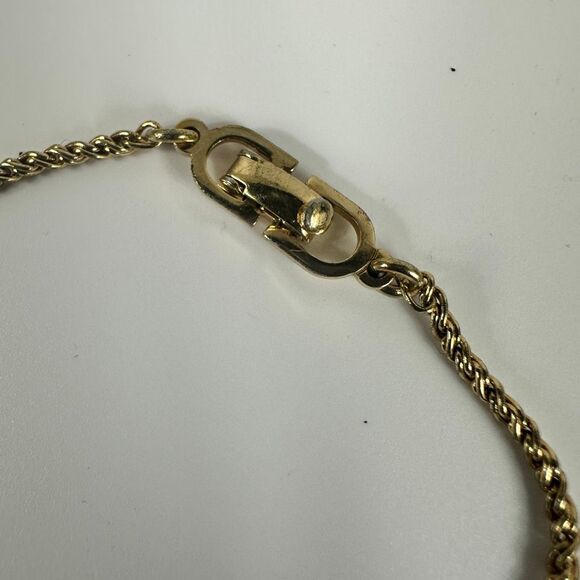 Christian Dior Vintage Simple Chain Bracelet Gold Tone - Picture 6 of 7